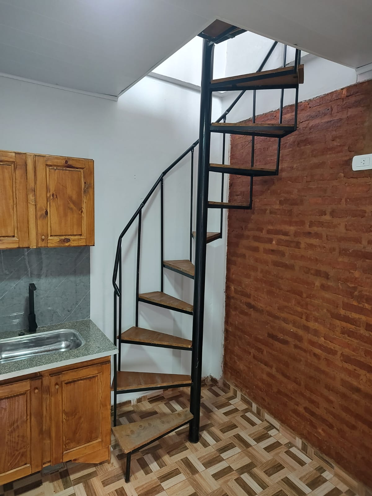 se alquila departamento. - Imagen 2