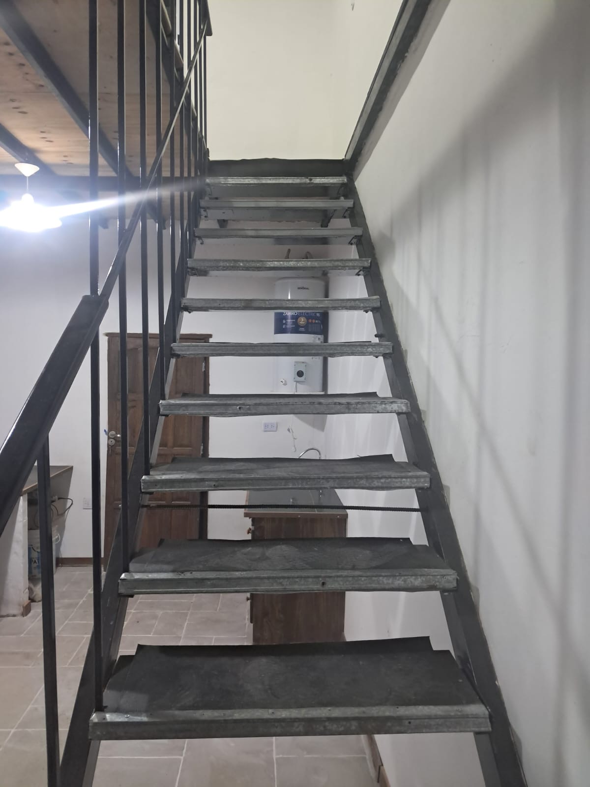 SE ALQUILA DEPARTAMENTO - Imagen 2